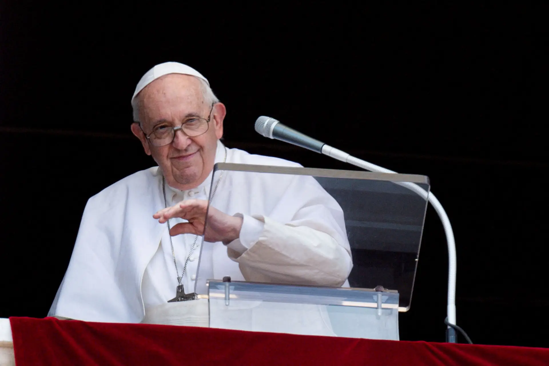 Papa aos jovens: não tenham medo, a Igreja e o mundo precisam de vocês