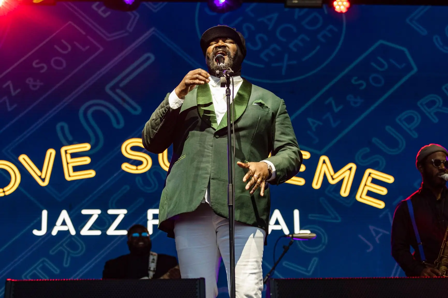 Gregory Porter Deu Voz Ao Amor No Maior Festival De Jazz Ao Ar Livre Da Europa Este S Bado Atua