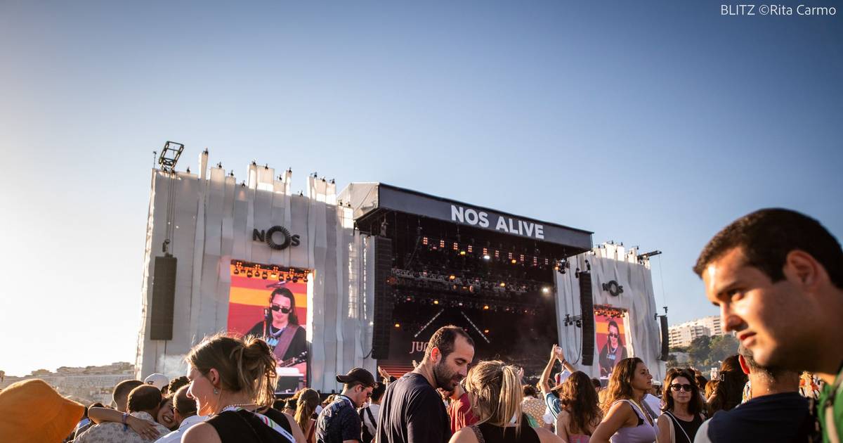 Guia essencial do NOS Alive: os horários dos concertos, o mapa do recinto, os transportes e a previsão do estado do tempo