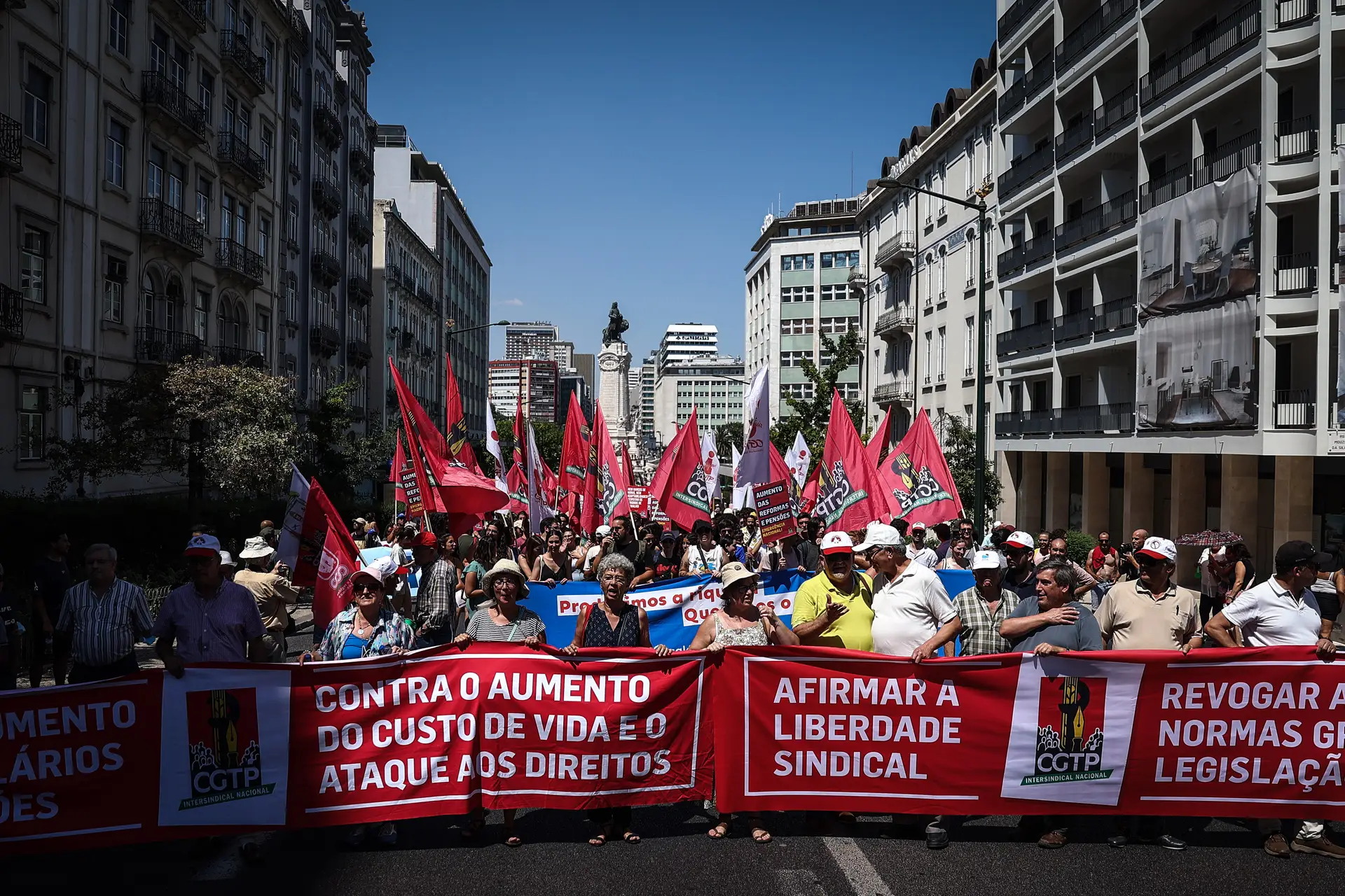 Trabalhadores dos Silos de Leixões anunciam greve para dias 09 e 12 de dezembro