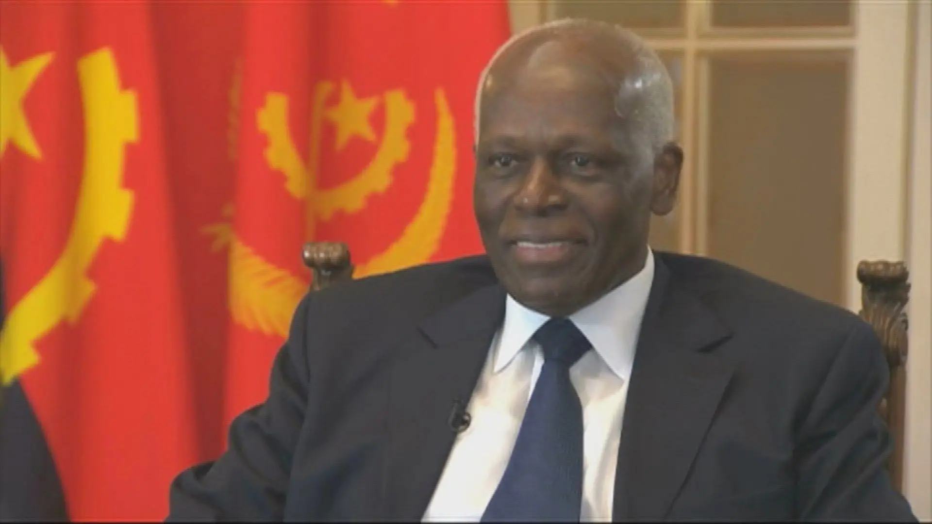 "Foi a entrevista mais polémica da minha carreira". Henrique Cymerman conta os bastidores da entrevista a José Eduardo dos Santos
