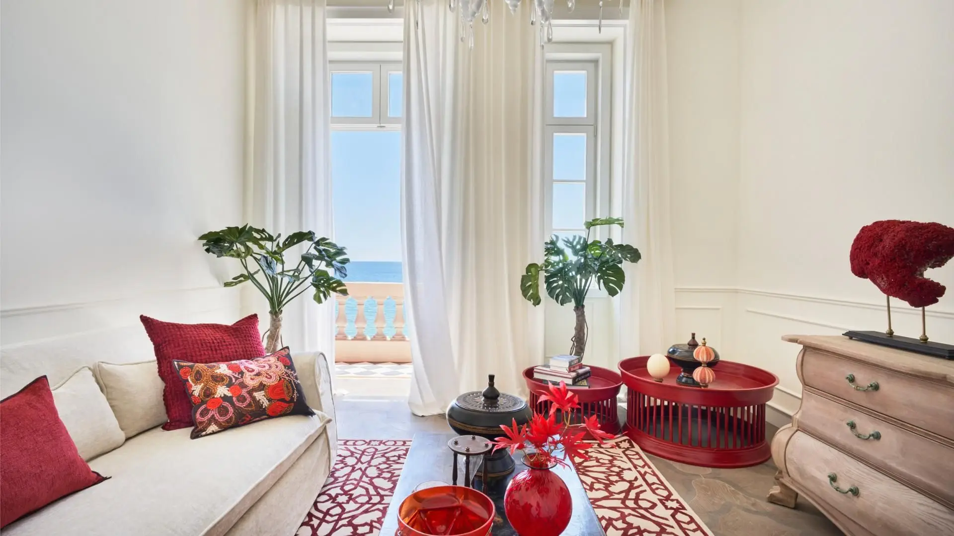 Red Chalet, em Armação de Pêra