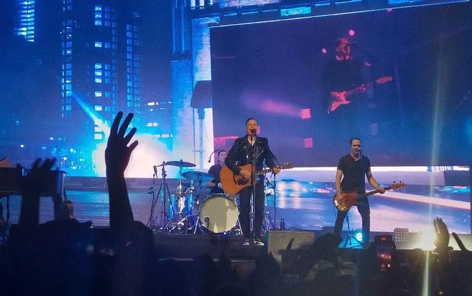 Bryan Adams no MEO Marés Vivas: o alinhamento, os vídeos e o