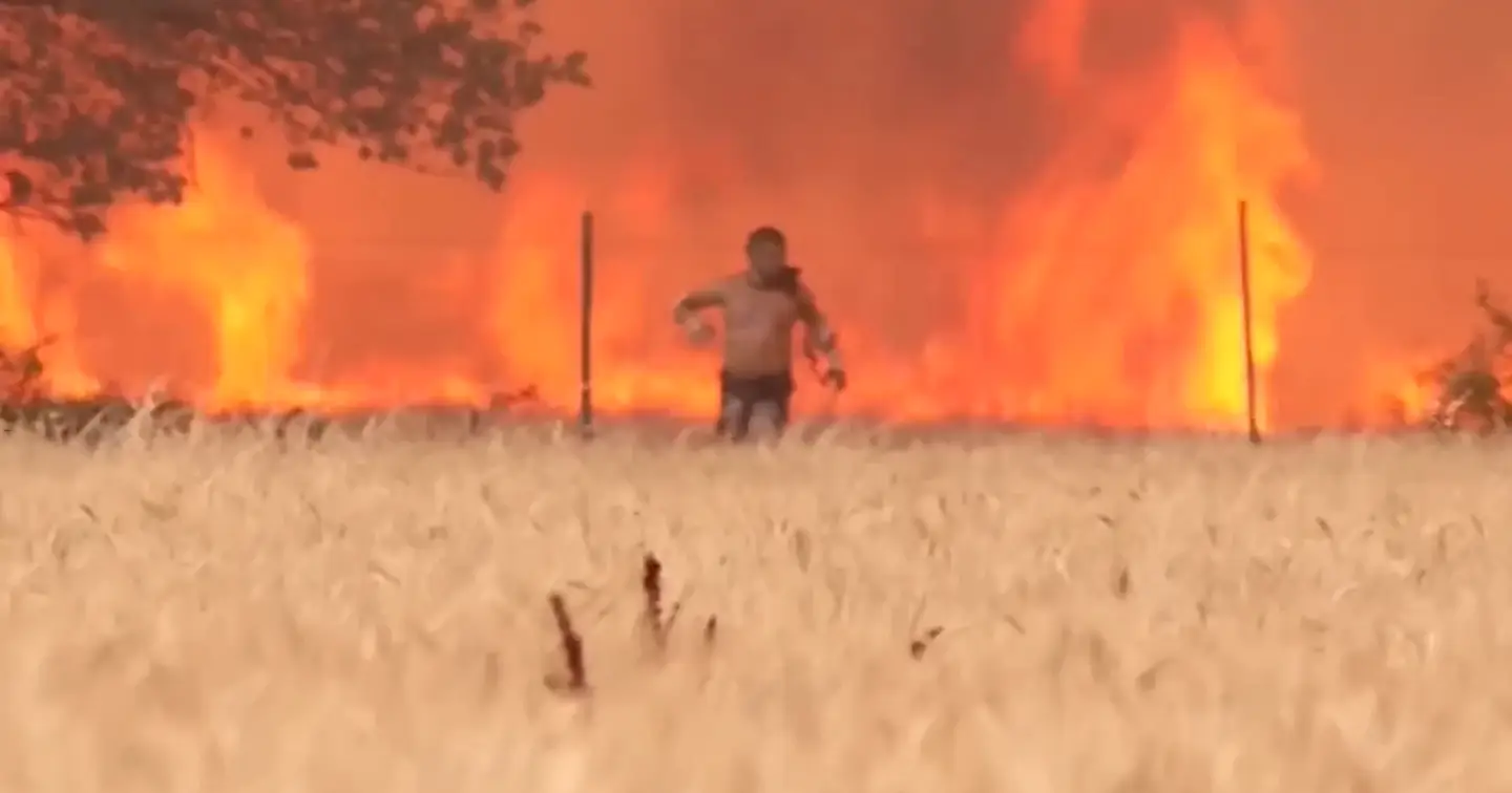 Vídeo: Ángel, o homem que sobreviveu a um incêndio em Espanha ao fugir por entre as chamas