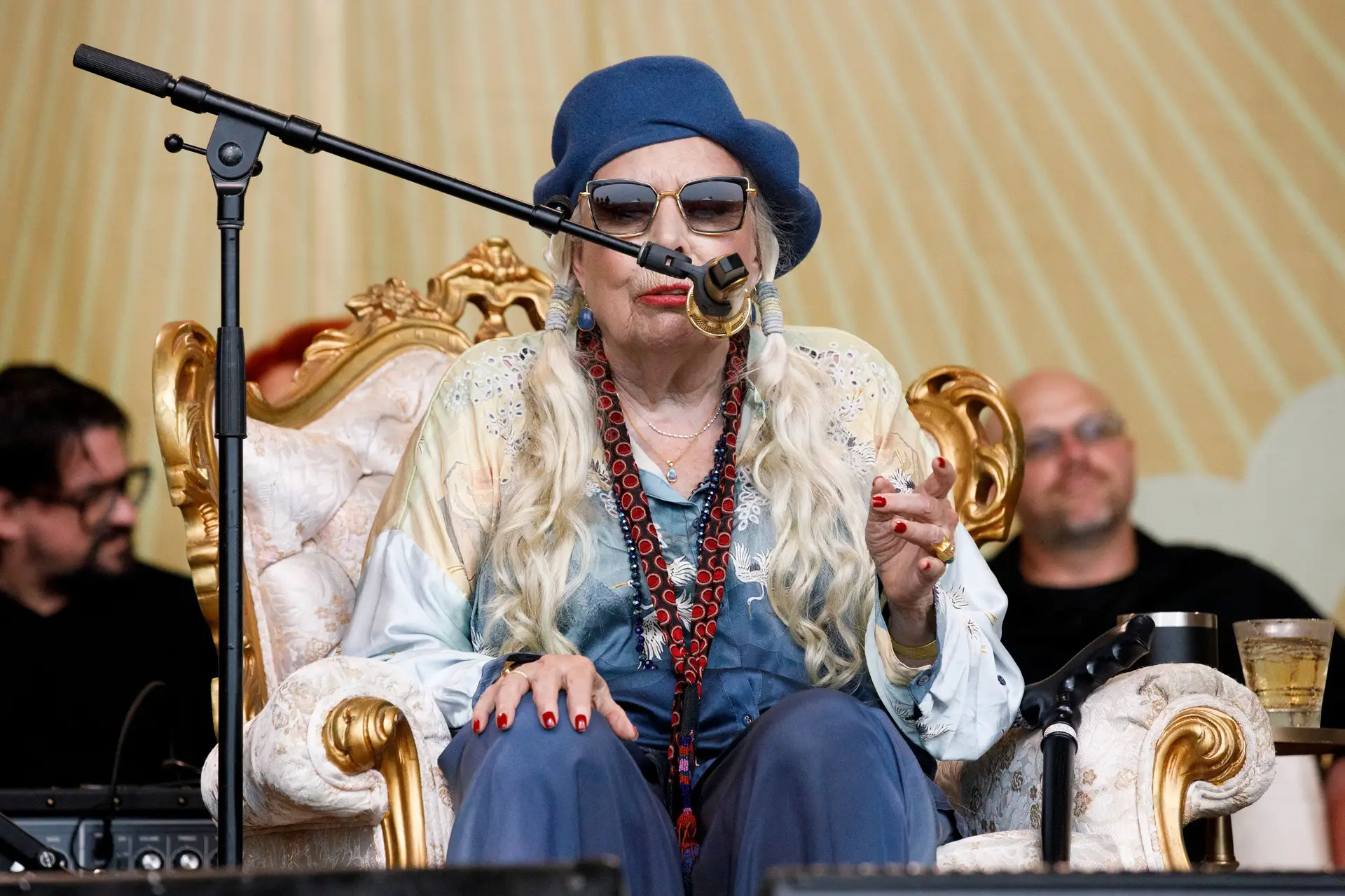 Joni Mitchell vai dar o seu primeiro concerto em nome próprio em vinte anos