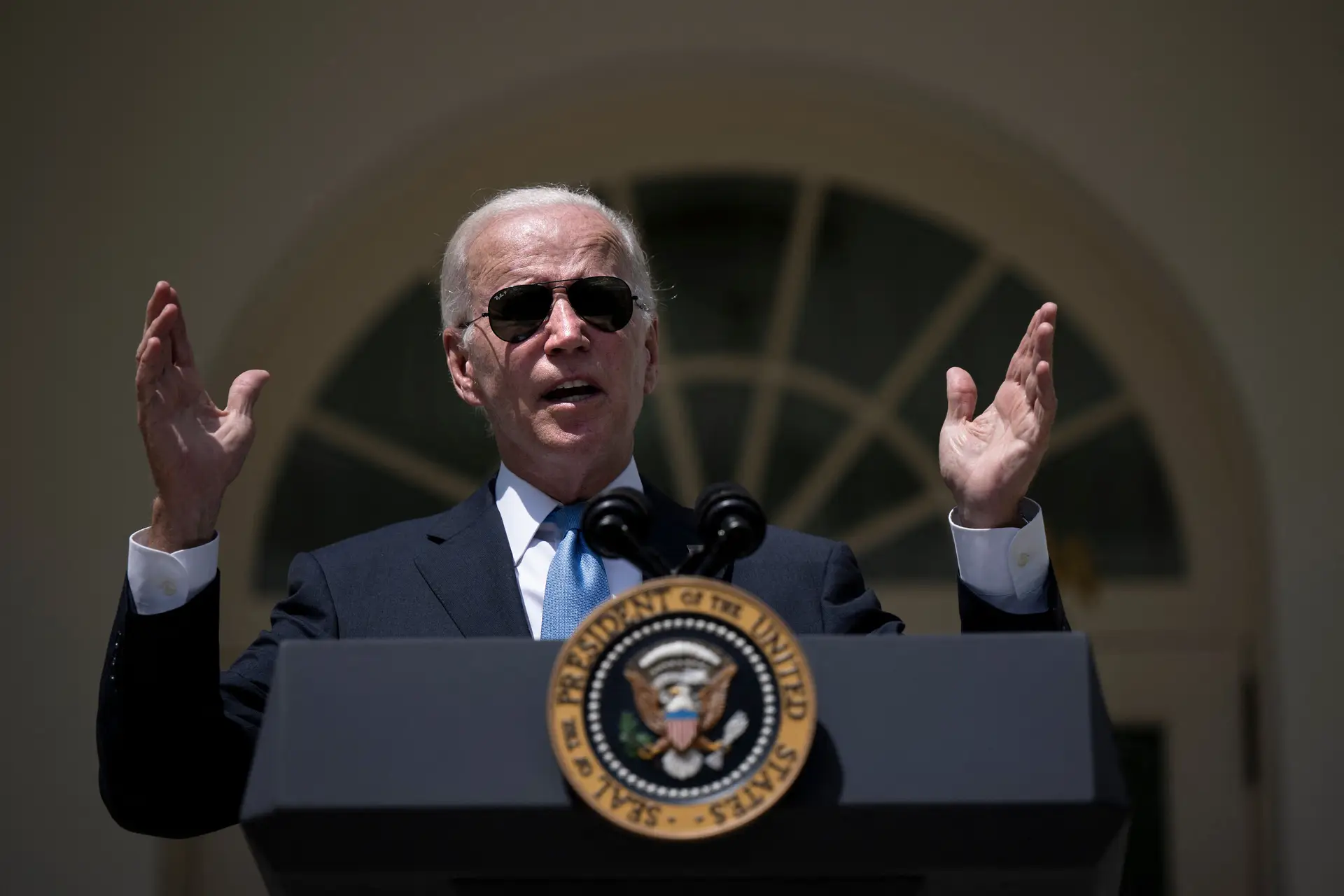 Biden destaca vitórias democratas e critica "semi-fascismo" republicano em comício