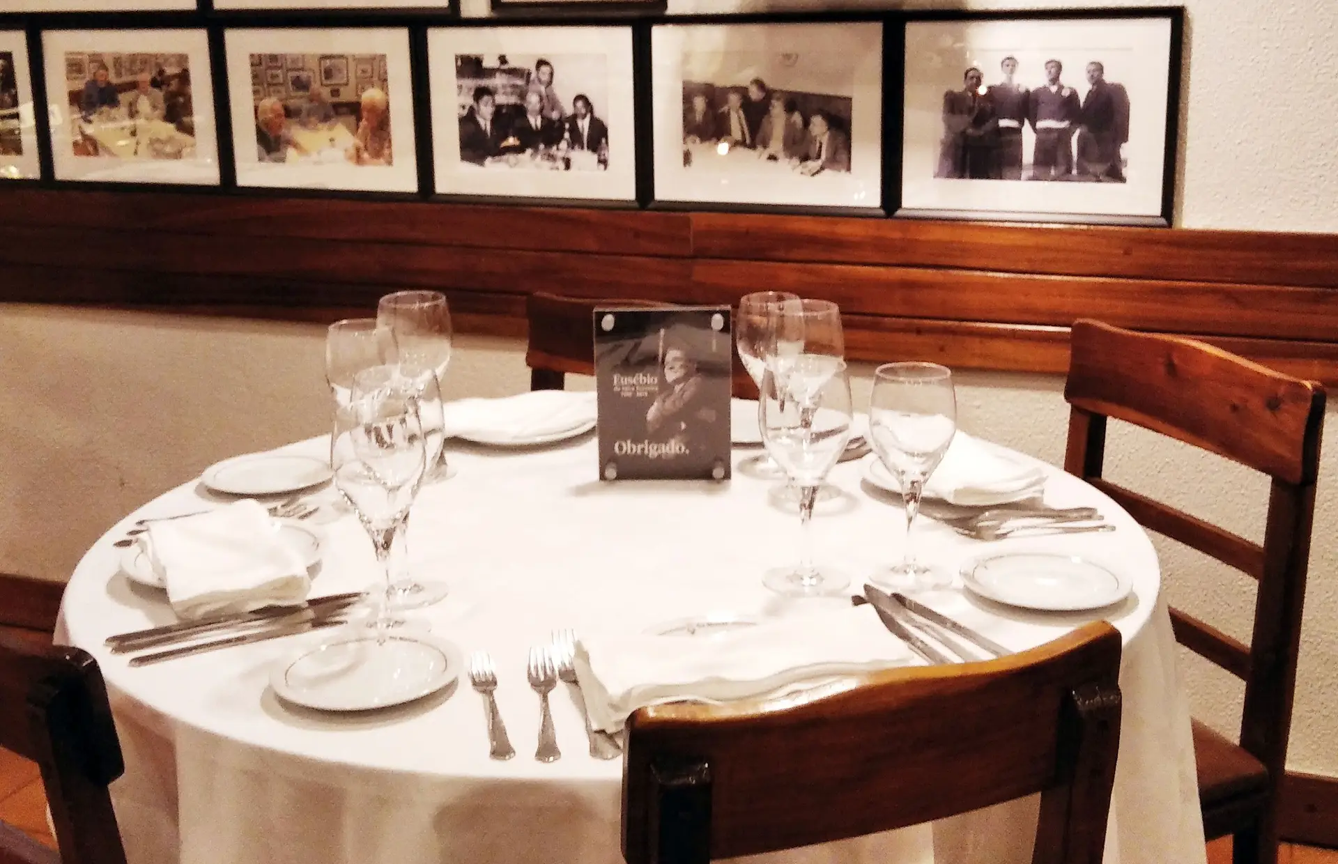 A mesa de Eusébio na Adega Tia Matilde
