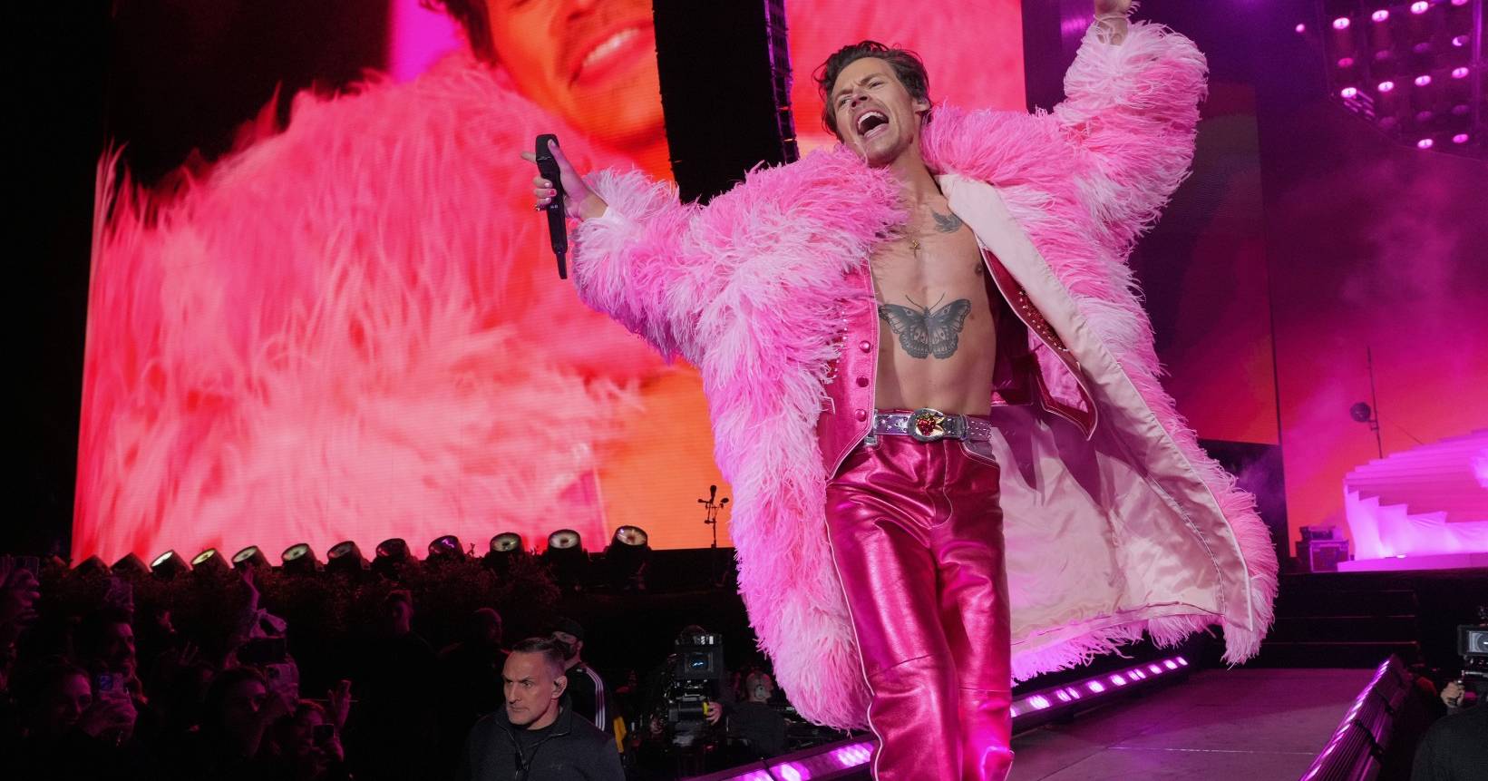Harry Styles dá hoje o seu primeiro concerto em Portugal. E esta é a setlist mais do que Harry Styles dá hoje o seu primeiro concerto em Portugal. E esta é a setlist mais do que