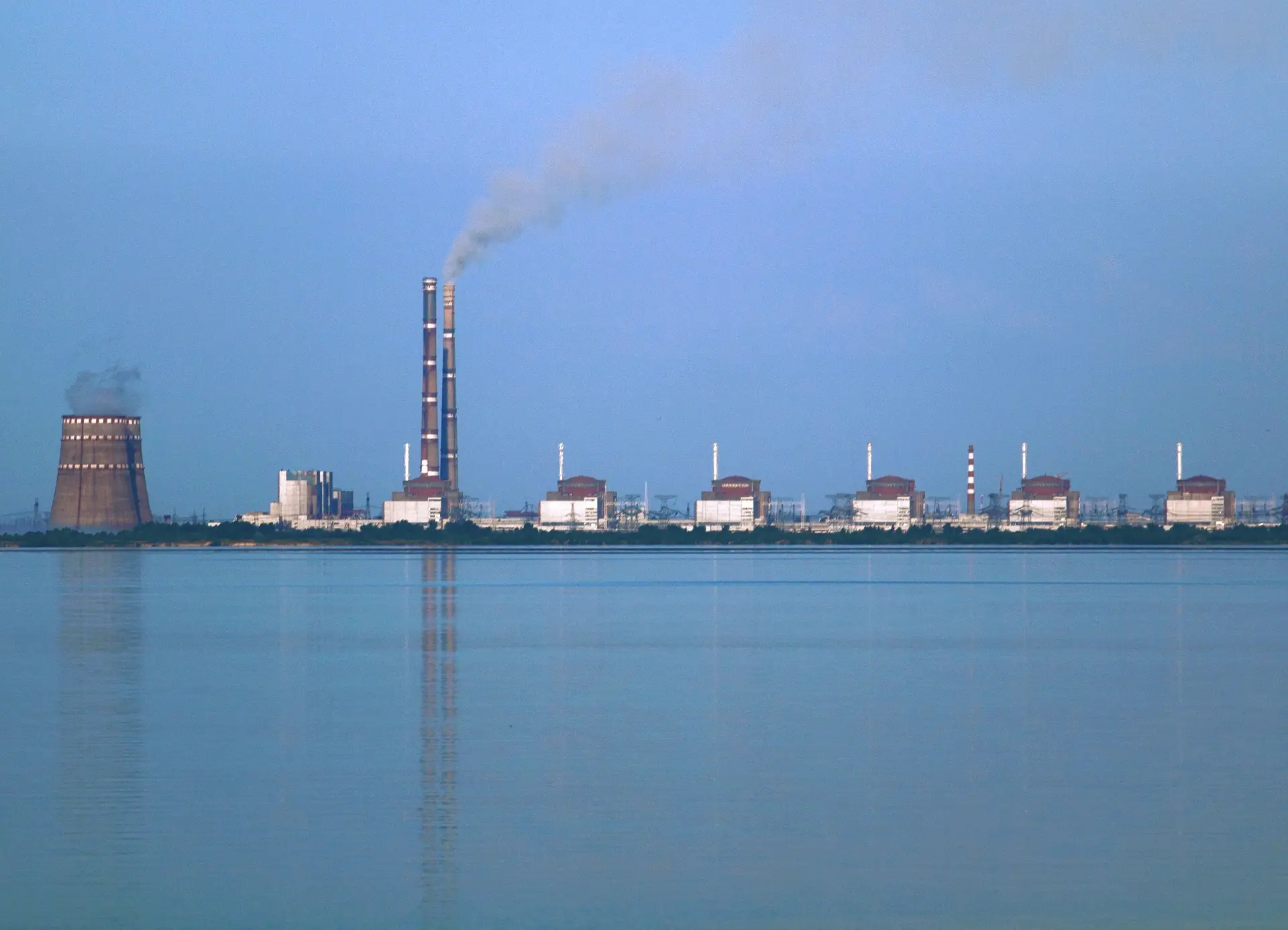 Troca de acusações sobre ataques a central nuclear. Amnistia lamenta "raiva" do seu relatório mas mantém conclusões