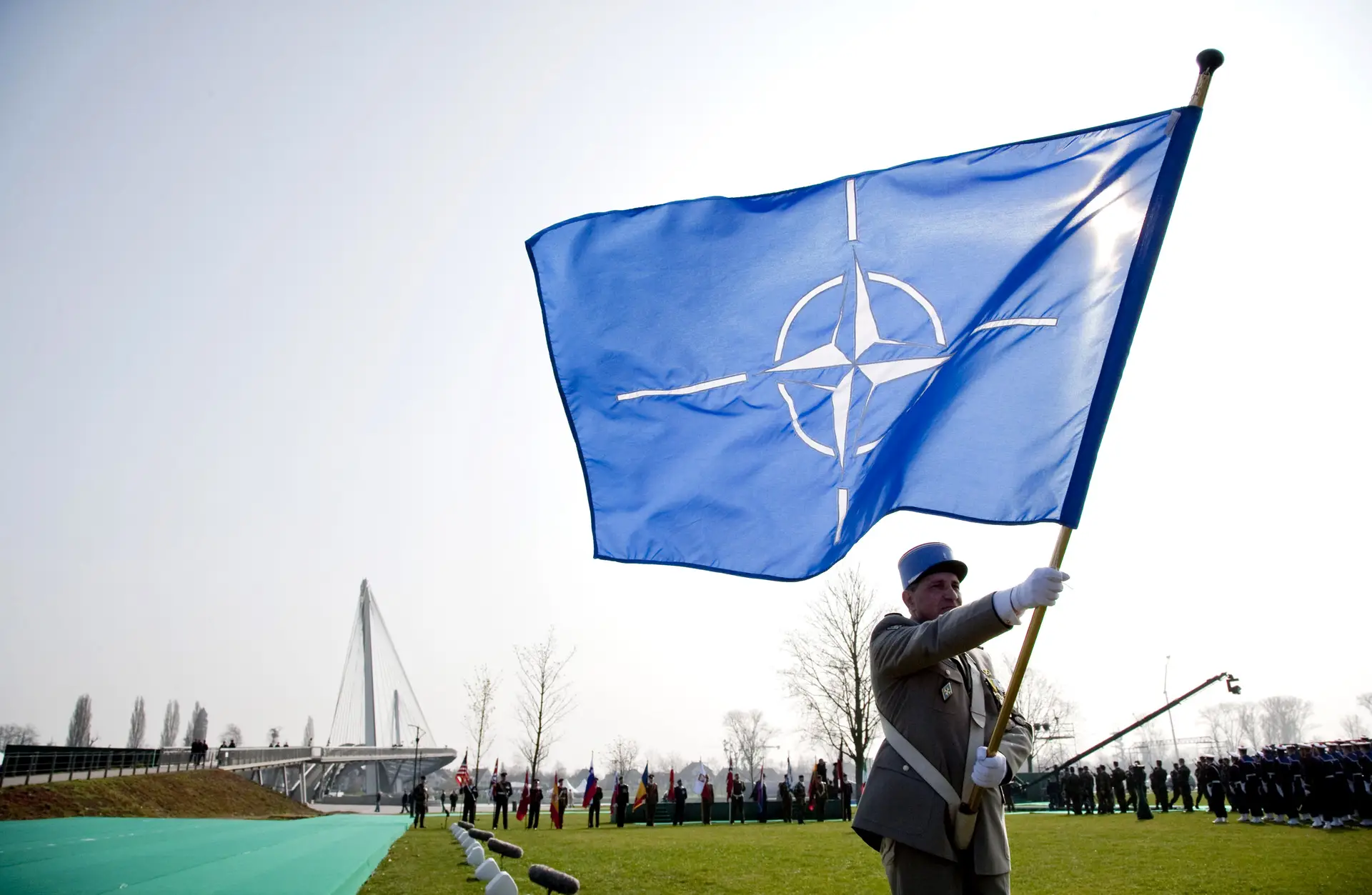 Senado espanhol aprovou adesão da Suécia e Finlândia à NATO