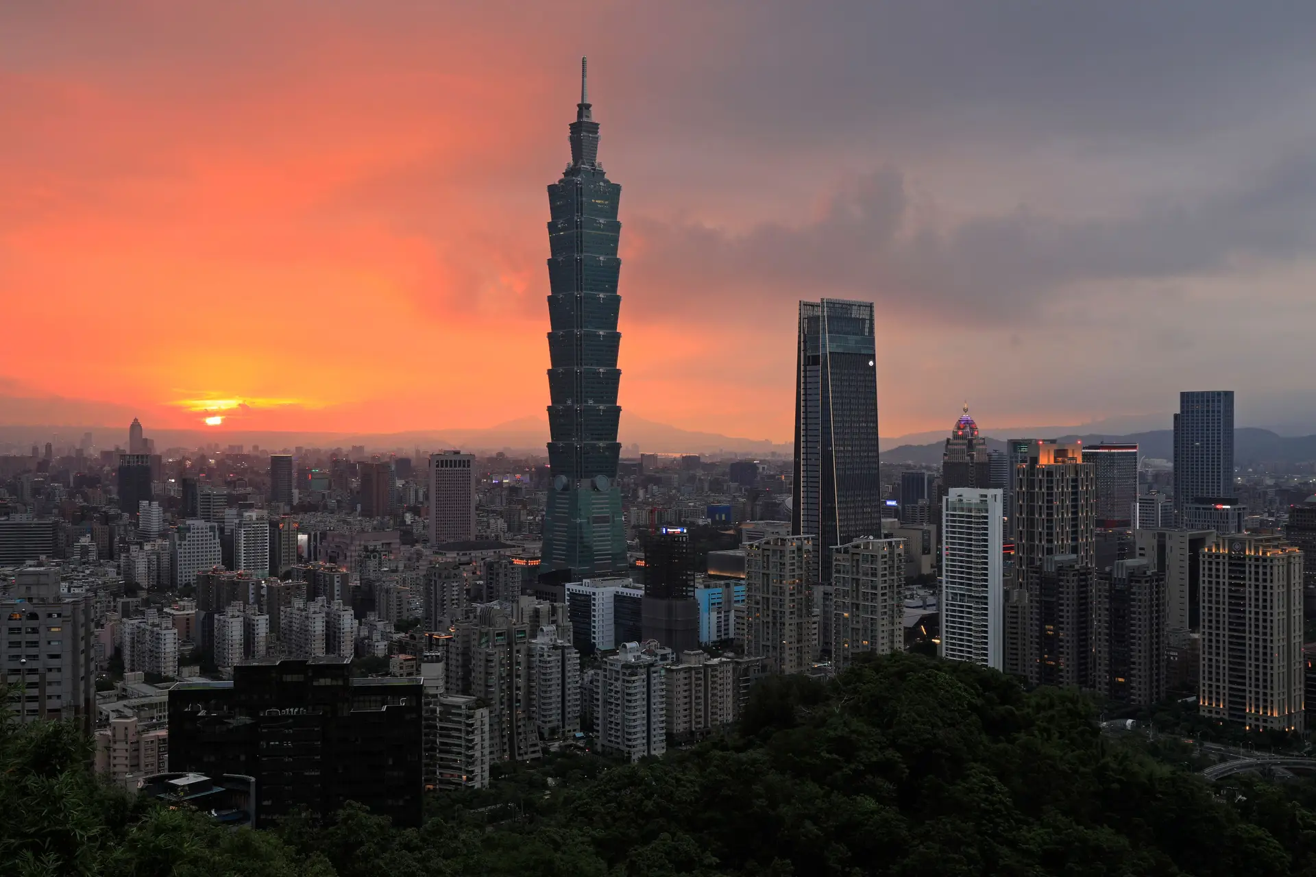 Taiwan: 27 aviões militares chineses entraram no espaço de defesa aérea