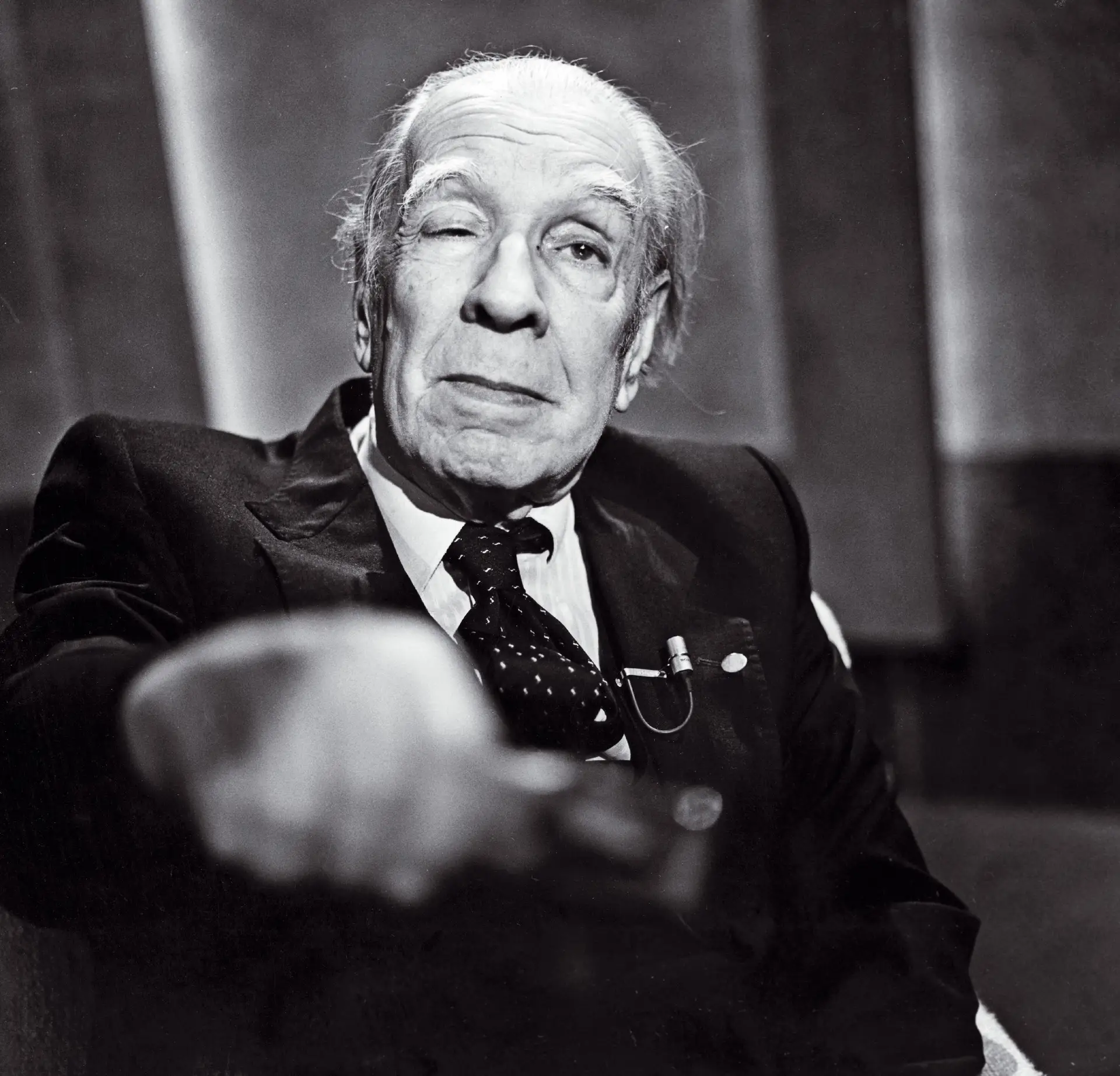 “Evaristo Carriego”: um livro de culto para os amantes de Jorge Luís Borges