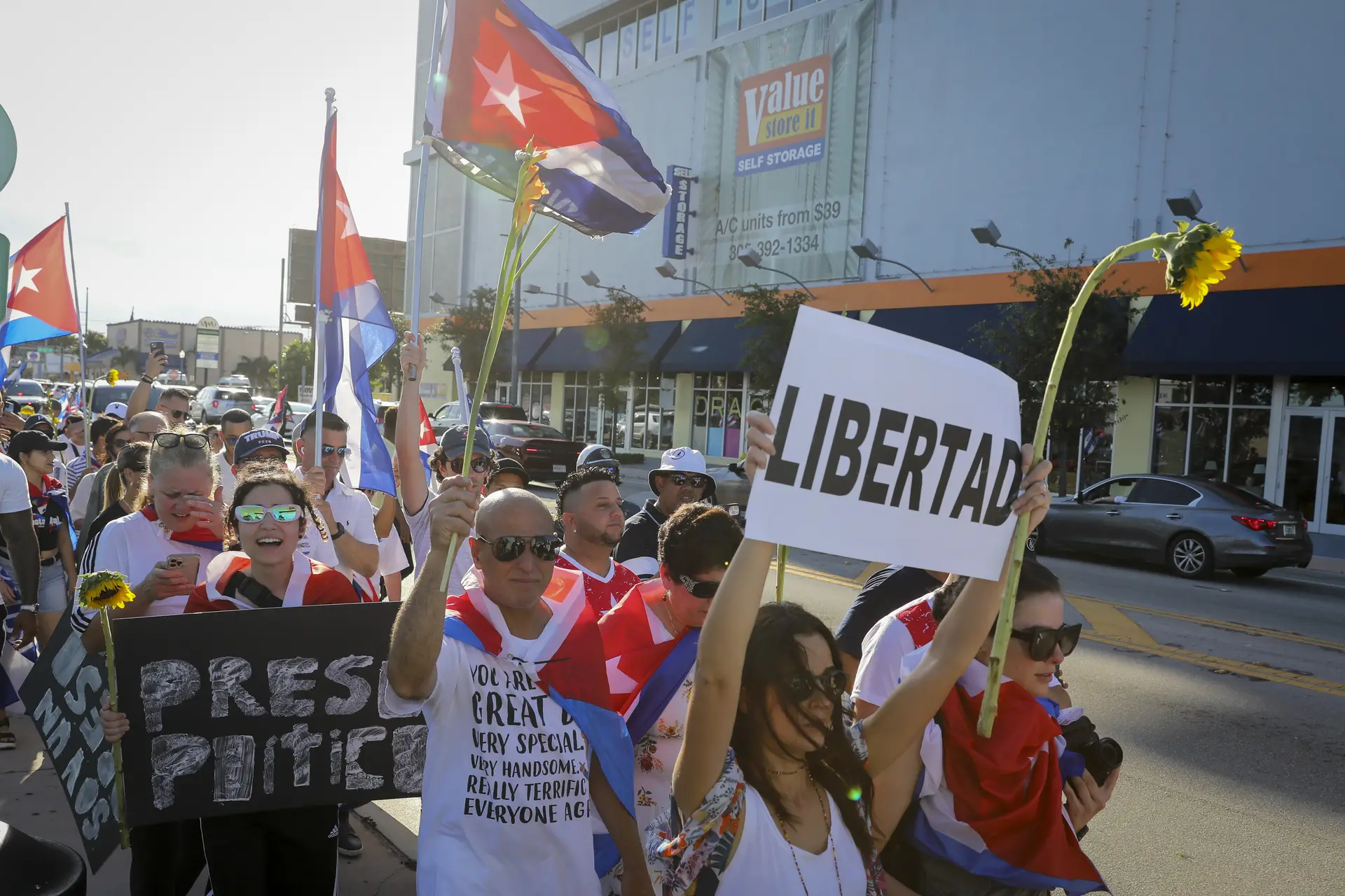 Cuba tem mais de 1.000 presos “políticos e de consciência”
