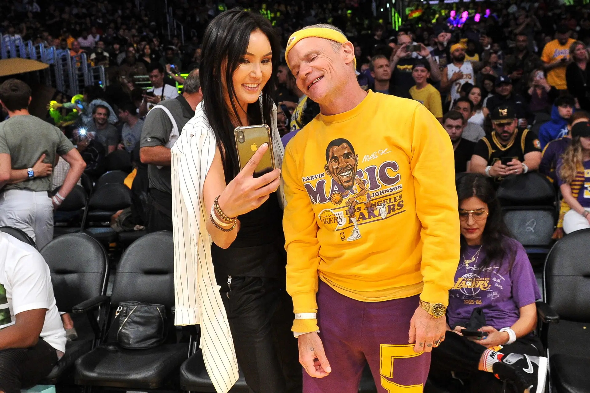 O porquê de Flea, dos Red Hot Chili Peppers, não gostar de tirar fotografias com os fãs