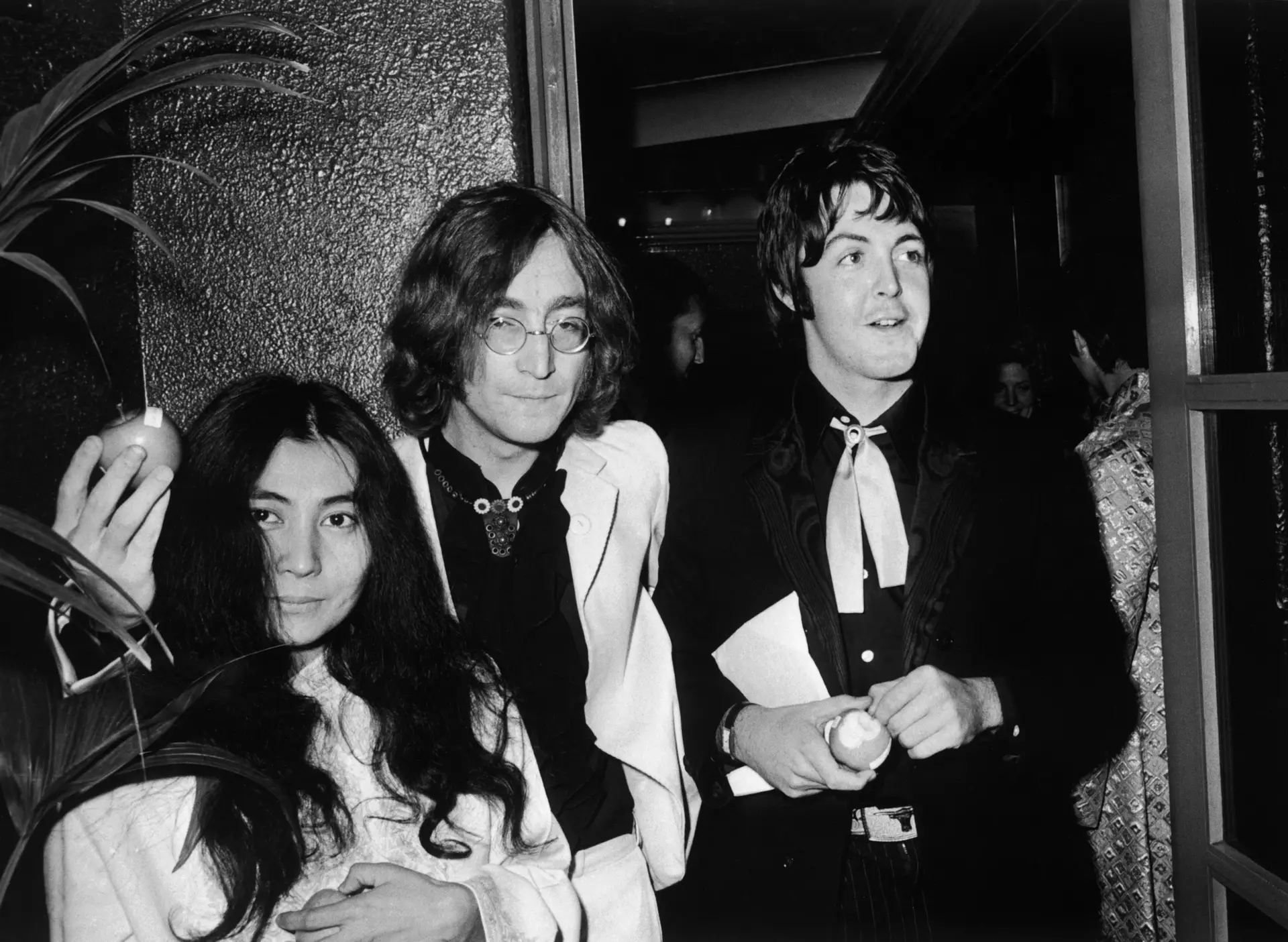A carta que um furioso John Lennon enviou a Paul McCartney vai a leilão