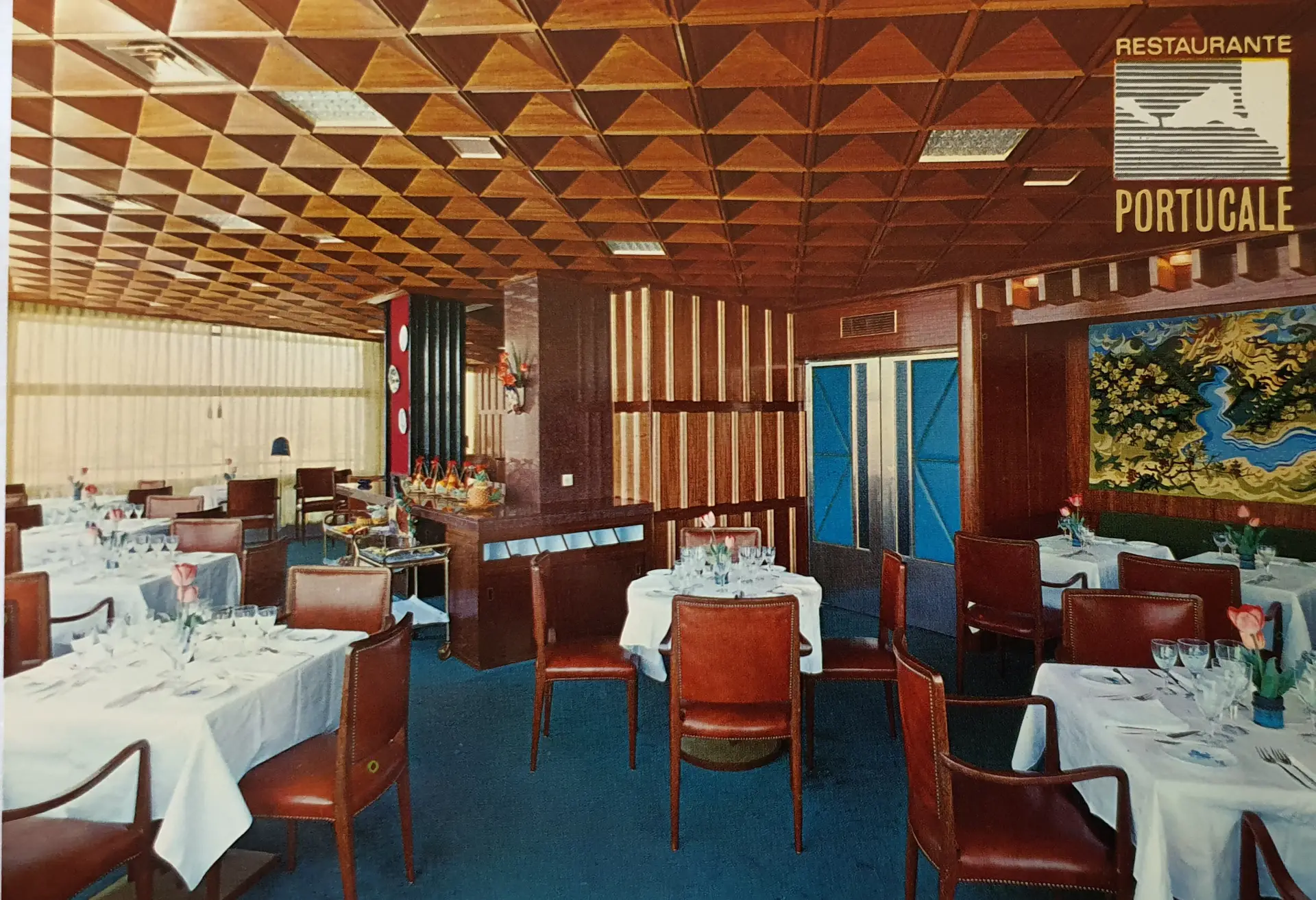 A antiga sala do restaurante