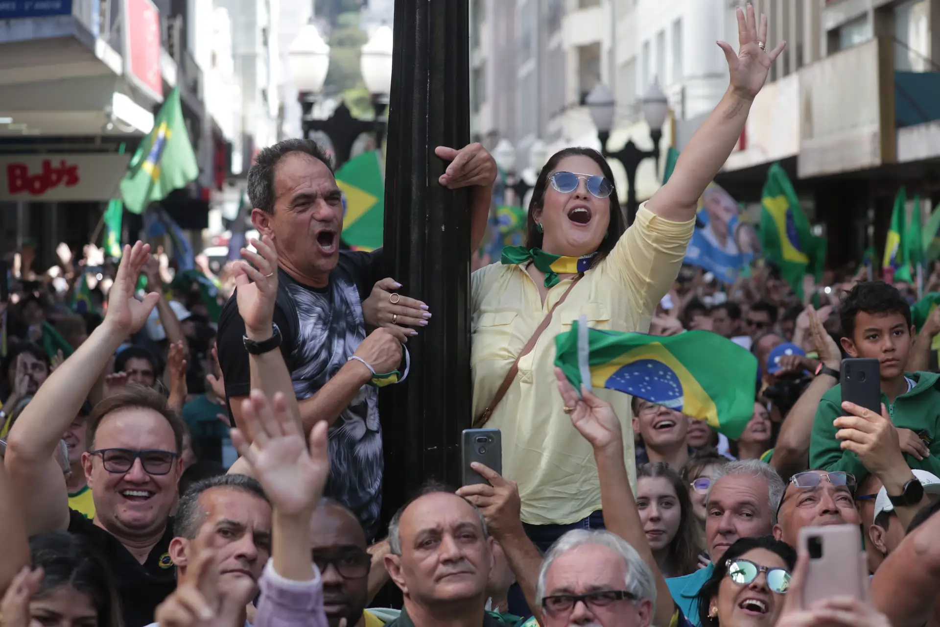 Presidenciais no Brasil. O arranque de uma campanha com risco de violência política
