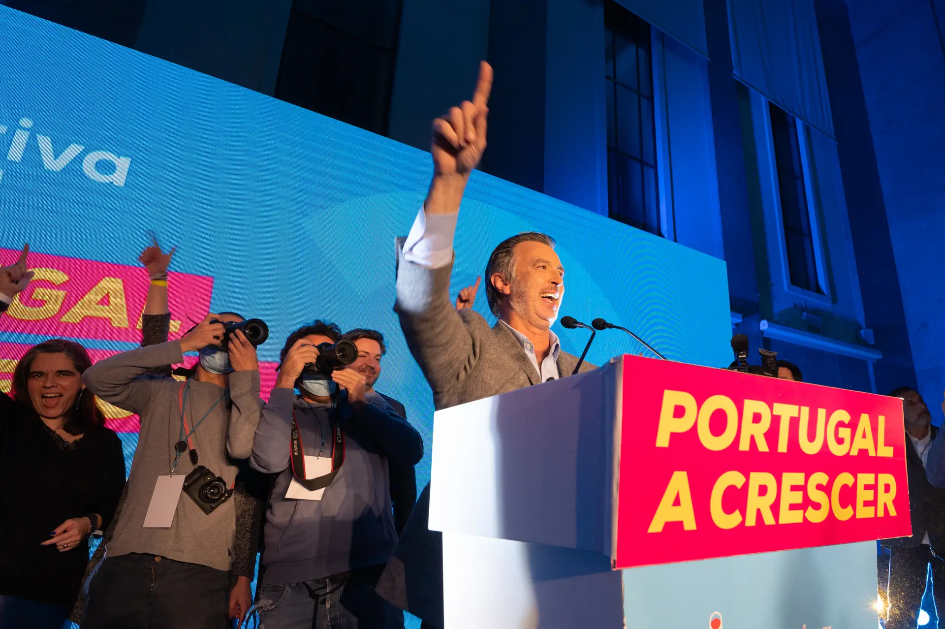 João Cotrim de Figueiredo durante o discurso na noite eleitoal das legislativas 2022