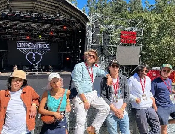 A primeira vez dos L'Impératrice em Portugal. "Foi uma loucura"