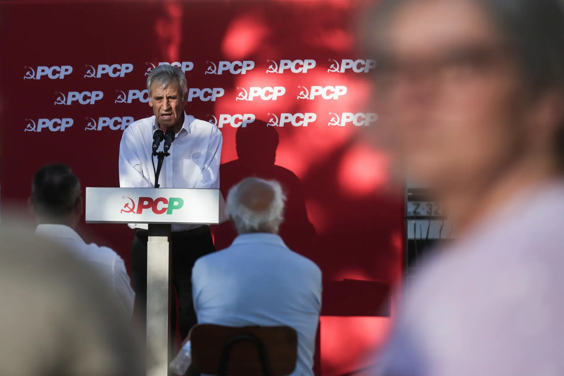 “Está na hora de travar a especulação e controlar os preços": Jerónimo critica demora nas medidas de combate ao impacto da inflação