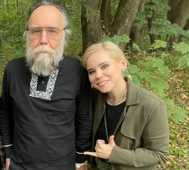 Dugin e a filha no festival a que terão ido antes da explosão