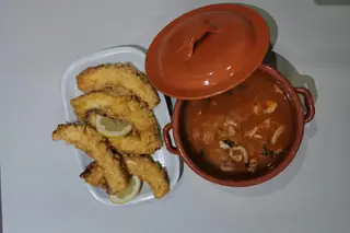 Arroz de polvo com filetes do mesmo