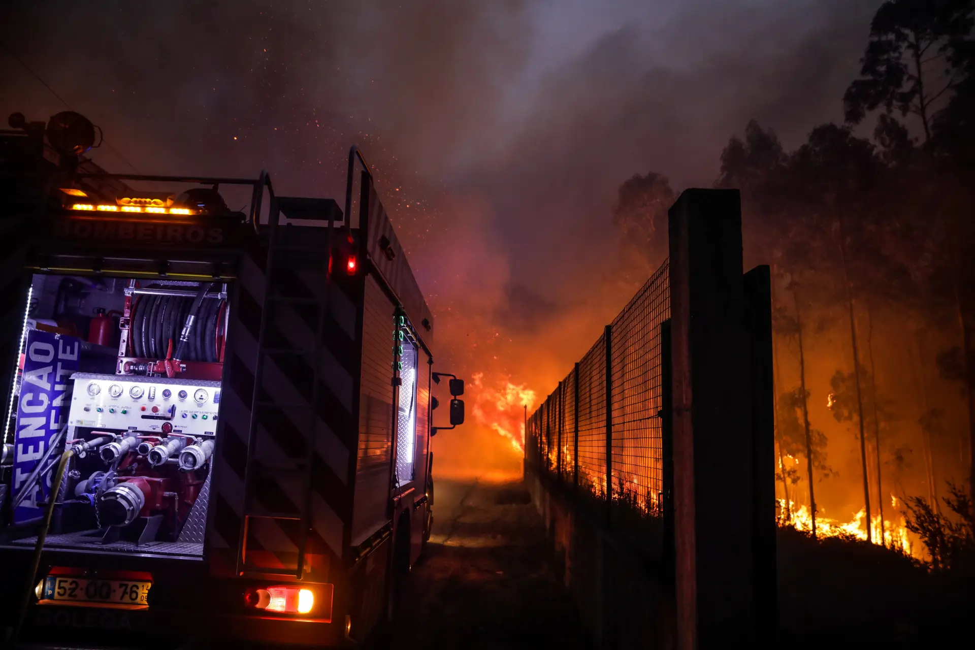 Incêndio em Ourém volta a reacender-se e há um novo foco no concelho