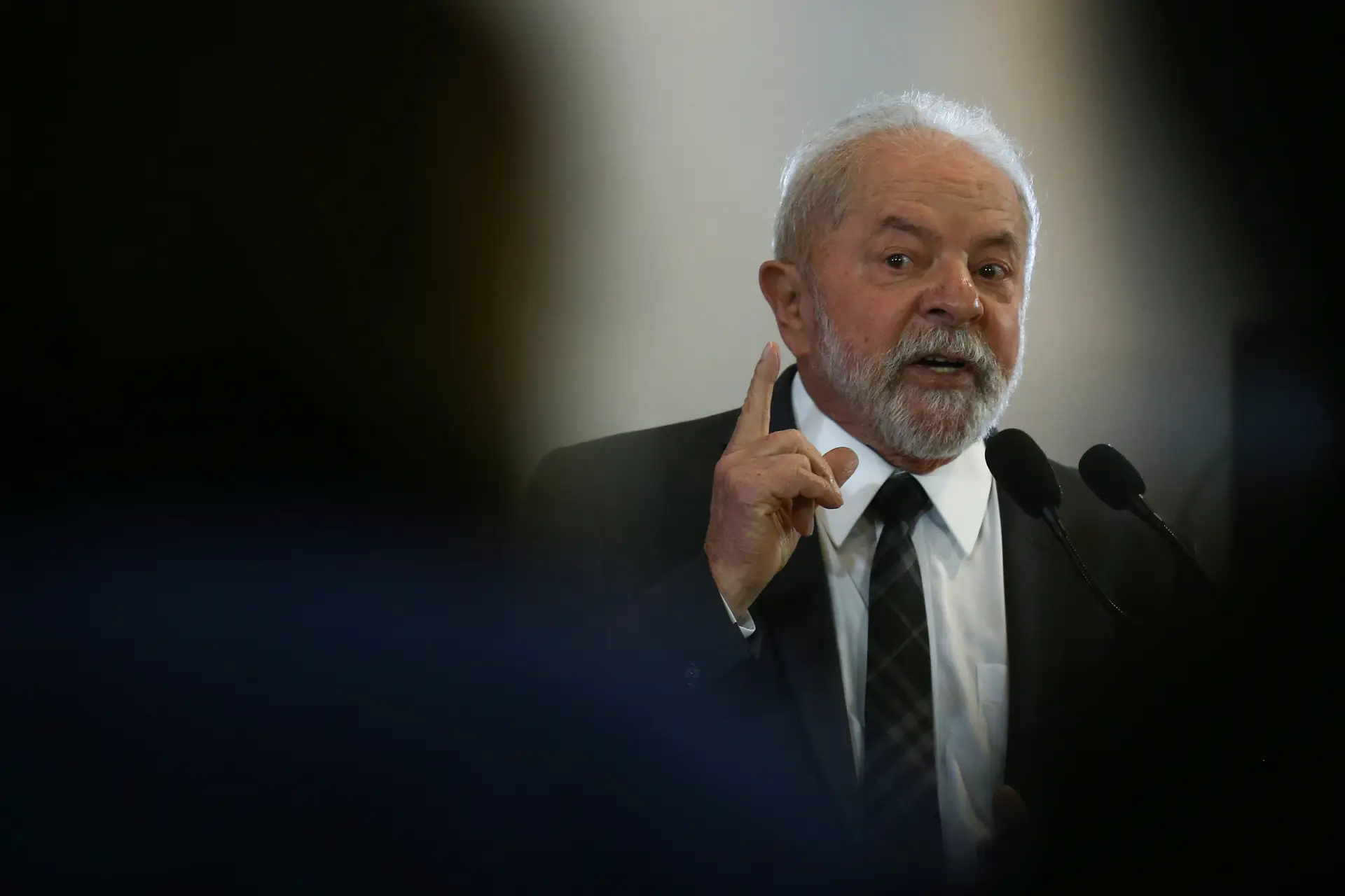O Expresso na campanha de Lula da Silva: "Gostaria de ser amado por todos, mas até em casa, na mesa de jantar, você é rejeitado"