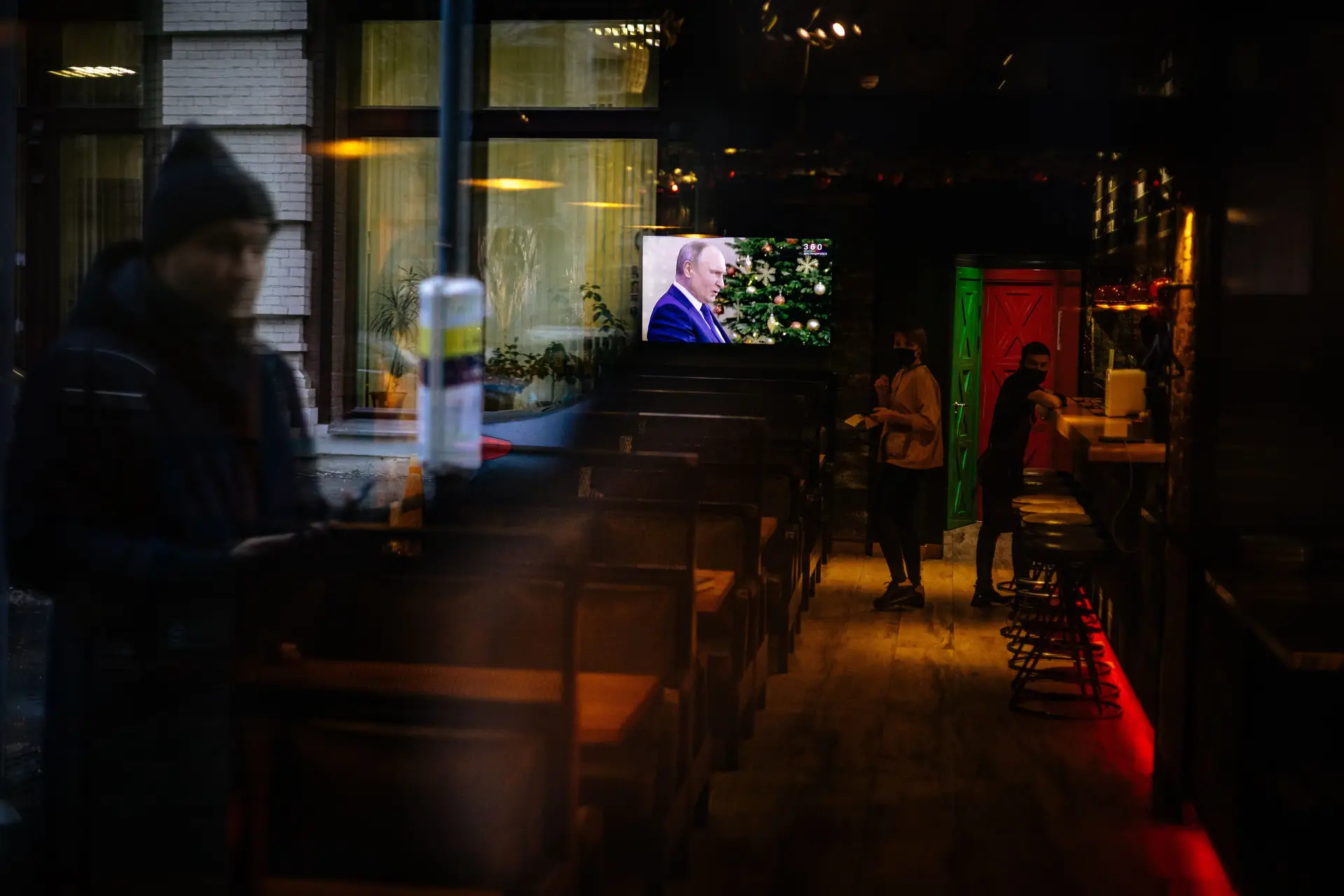 O Kremlin depende dos 'media' estatais para moldar a opinião pública