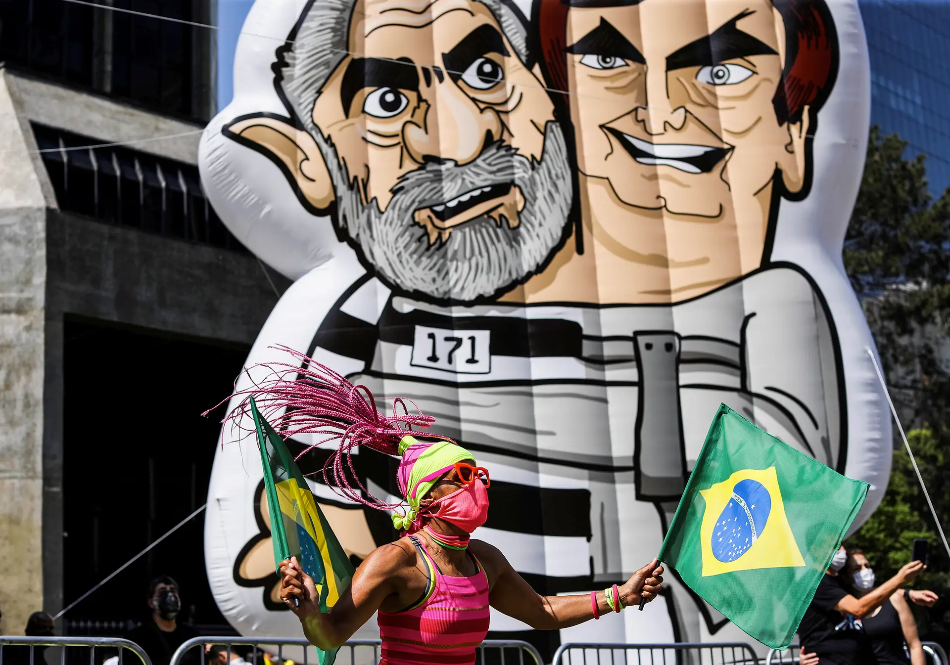 Há uma onda de centro-esquerda e de esquerda na América Latina. Brasil apanha-a ou resiste?