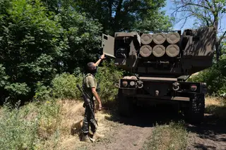 Sistema de lançamento múltiplo HIMARS