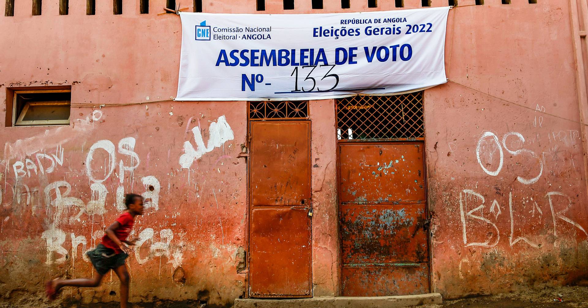 Mpla Admite Governar País Com Câmara De Luanda Nas Mãos Da Oposição