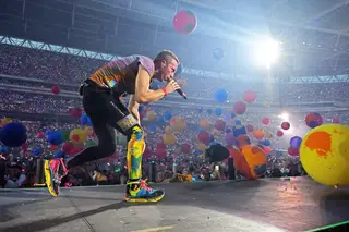 Concertos dos Coldplay: ASAE detém duas pessoas por especulação de bilhetes no valor de 1.100 euros