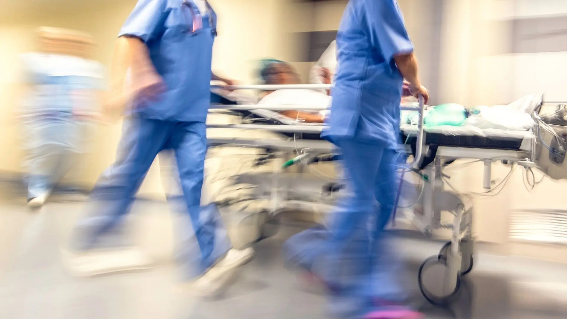 Urgências de 17 hospitais acionam ‘via verde’ para transferir doentes sem gravidade para os centros de saúde