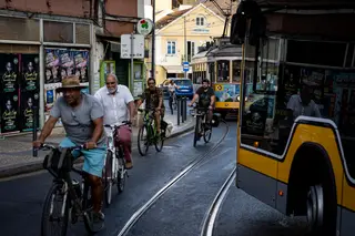 Lisboa e Porto: a guerra de carros e bicicletas