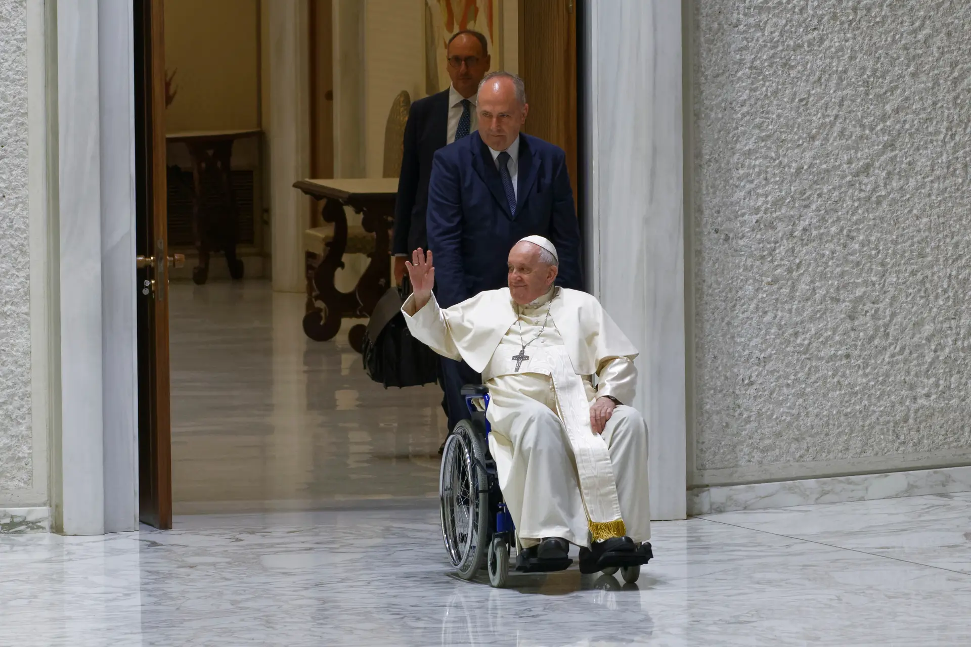 Papa recorda Gorbatchov como "respeitado homem de Estado"