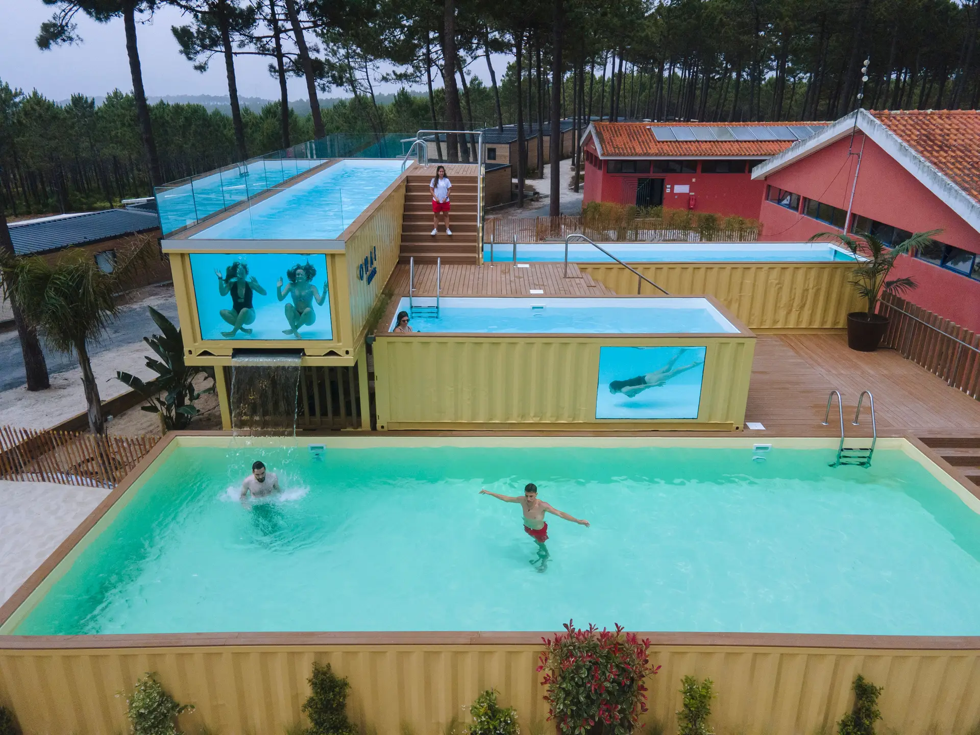 Piscinas de Água Quente