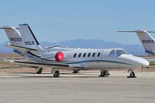 Avião que descolou de Espanha despenhou-se no Báltico com os ocupantes mortos