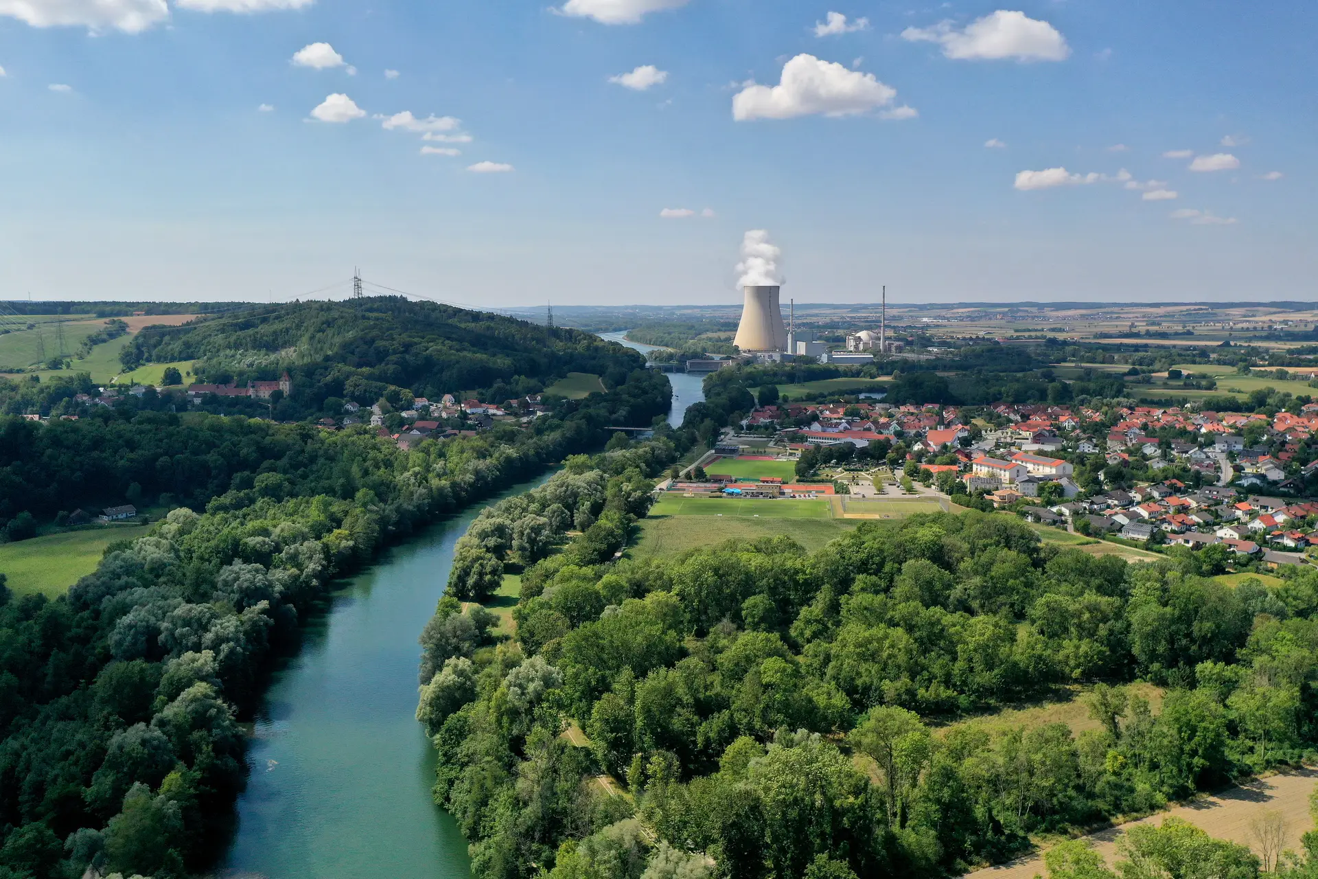Alemanha vai manter duas centrais nucleares a operar até à primavera de 2023