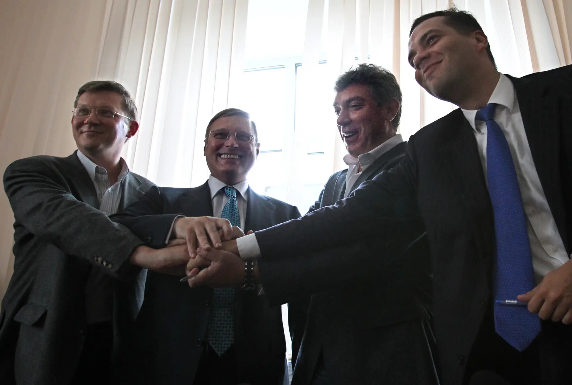 Da esquerda para a direita, os quatro fundadores do Partido da Liberdade, em 2010: Vladimir Ryzhkov, Mikhail Kasymov, Boris Nemtsov e Vladimir Milov
