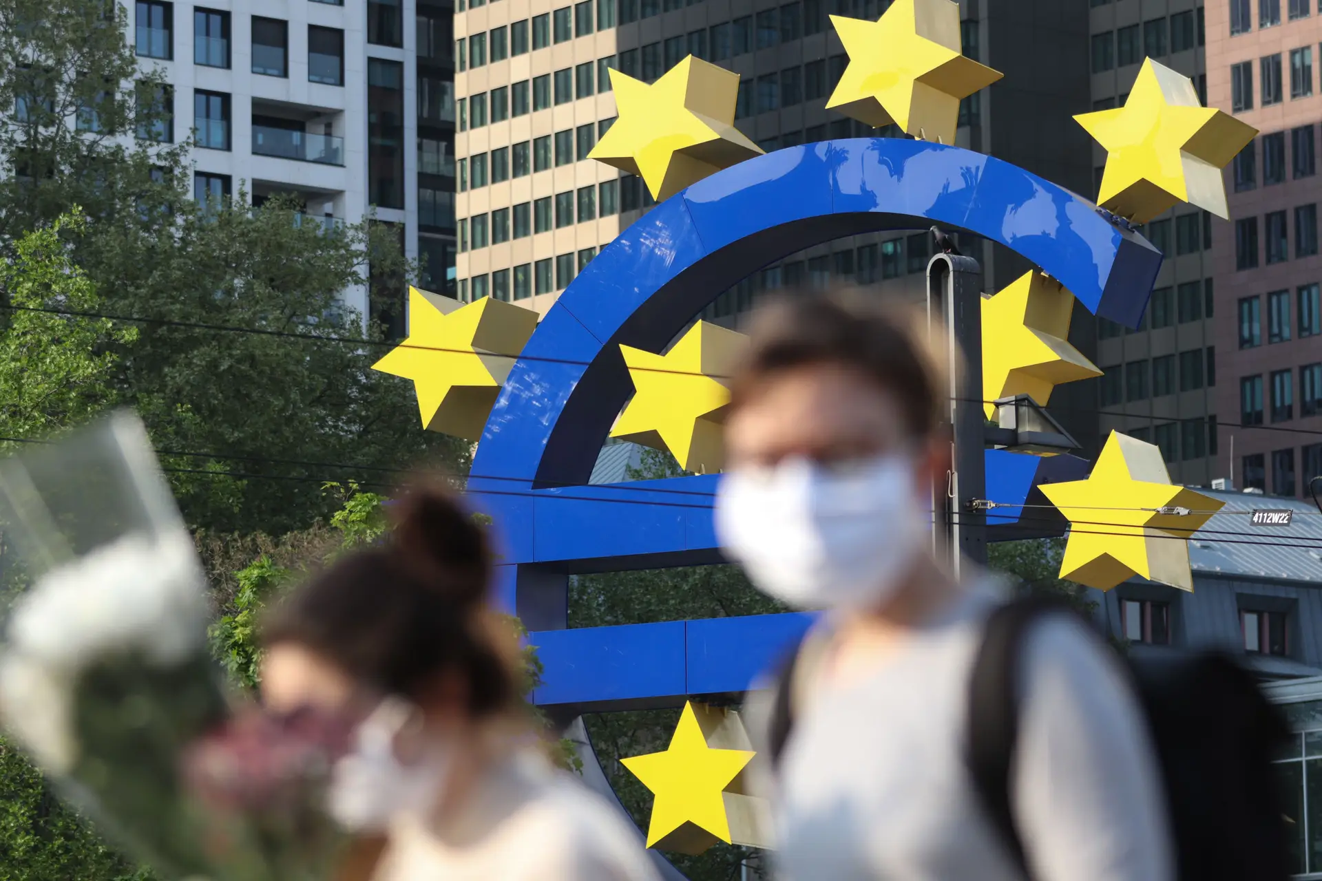 Juros na zona euro sobem para 1,25%. BCE decide maior aumento de sempre