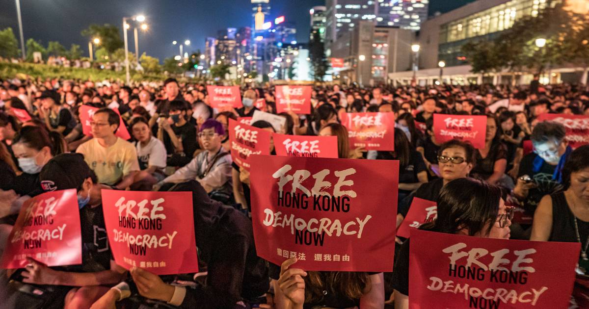 Hong Kong pede proibição da transmissão do hino dos protestos de 2019