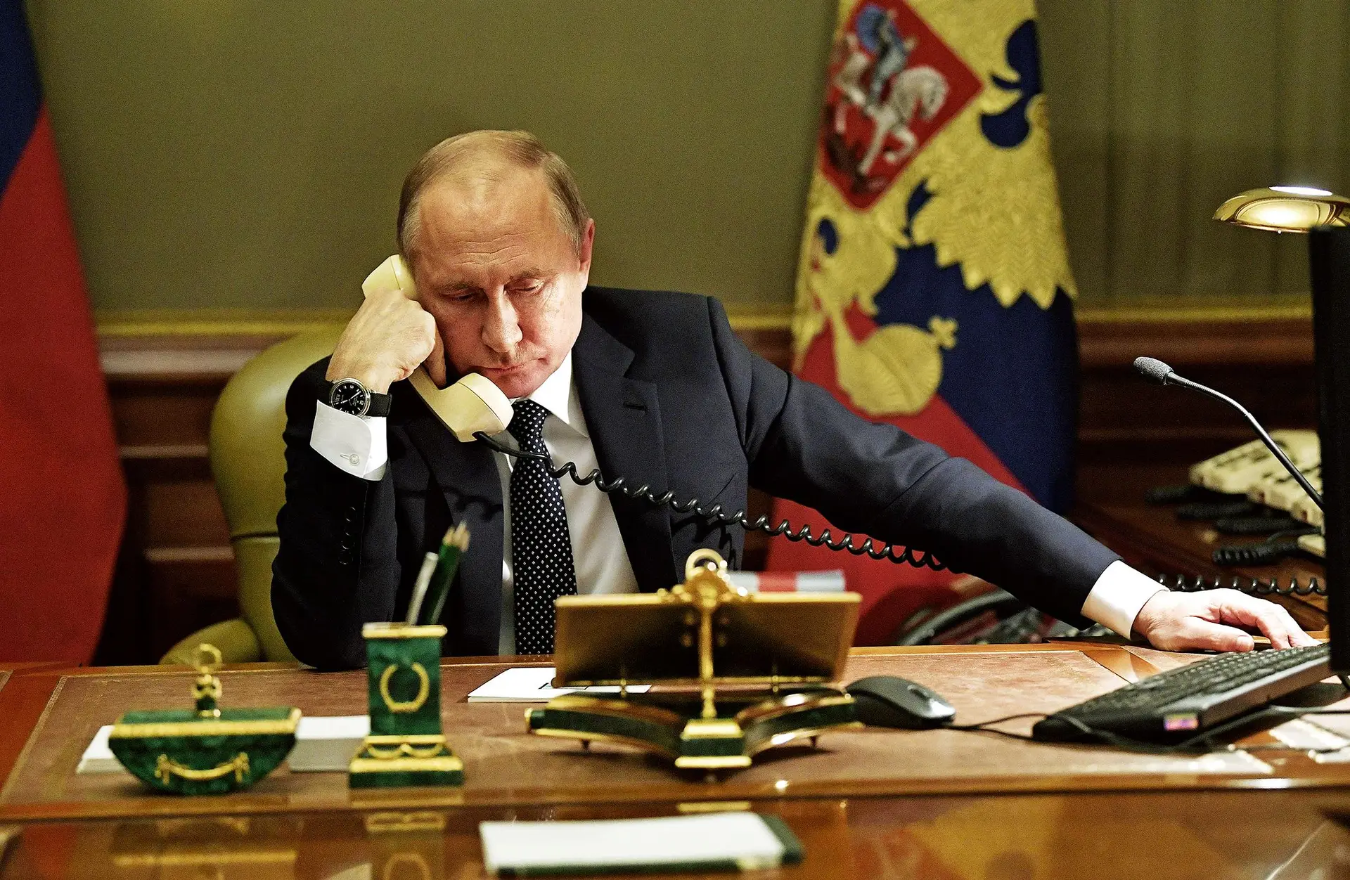 “Putin vai acordar um dia, ver que não tem Estado, e será o fim”