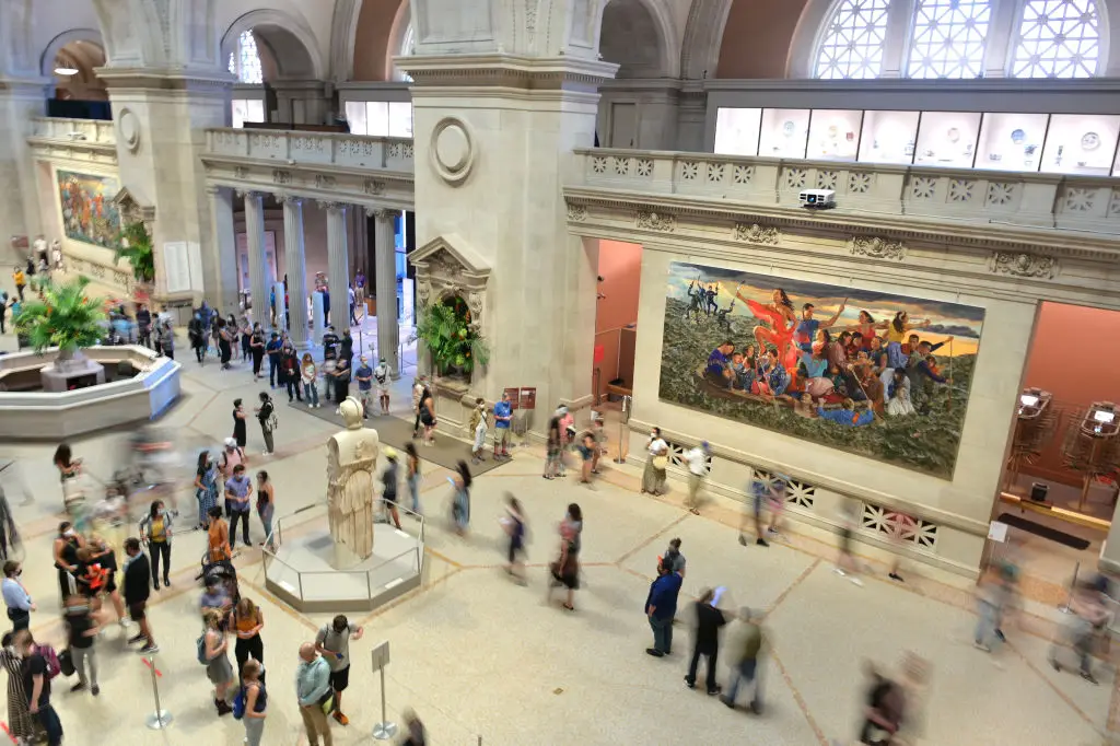 Justiça de Nova Iorque devolve 16 obras de arte no valor de 4 milhões de euros roubadas ao Egito