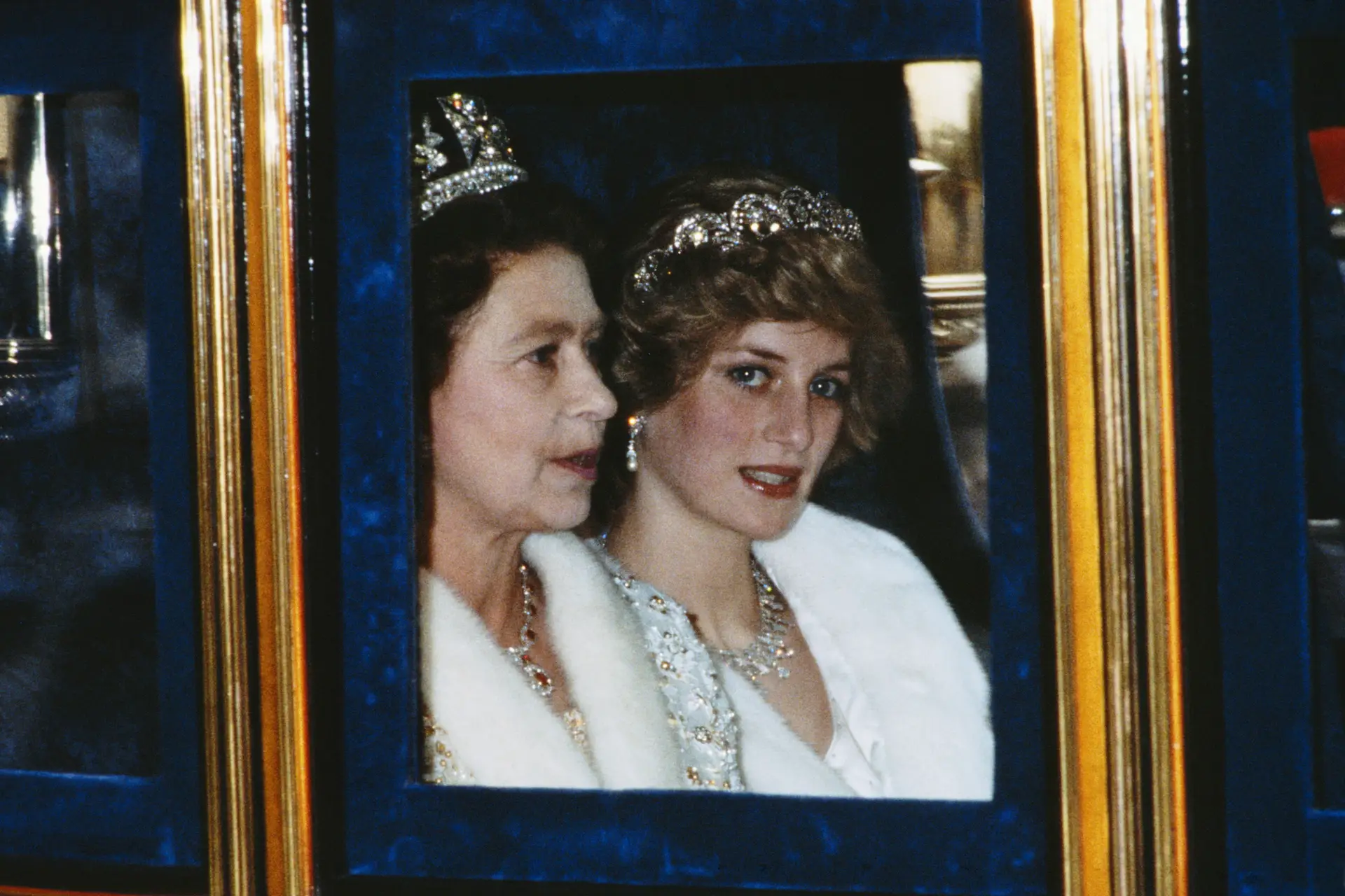 A relação com a princesa de Gales foi-se degradando ao longo dos anos e Isabel II não o escondeu