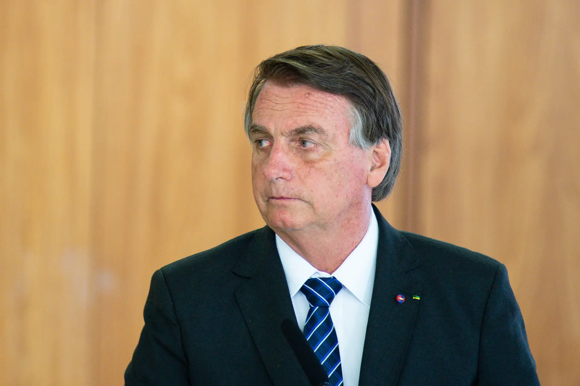 Presidente da comissão do bicentenário do Senado pede desculpas pela ausência de Bolsonaro