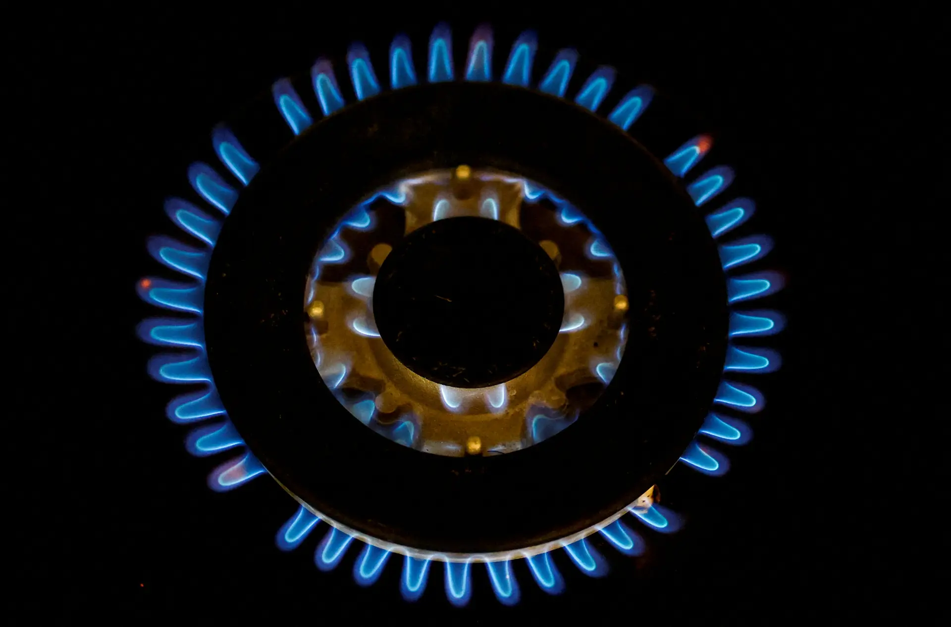 Empresas de gás ganham ao Fisco batalha sobre a CESE no Constitucional