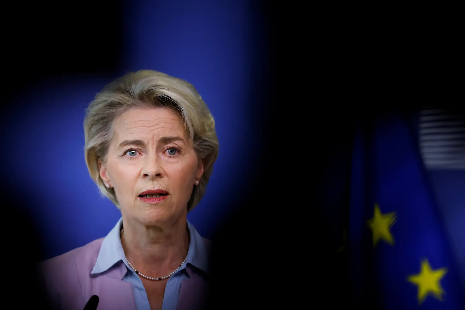 Ursula Von der Leyen, a presidente da Comissão, já saudou o acordo anunciado pela presidência checa
