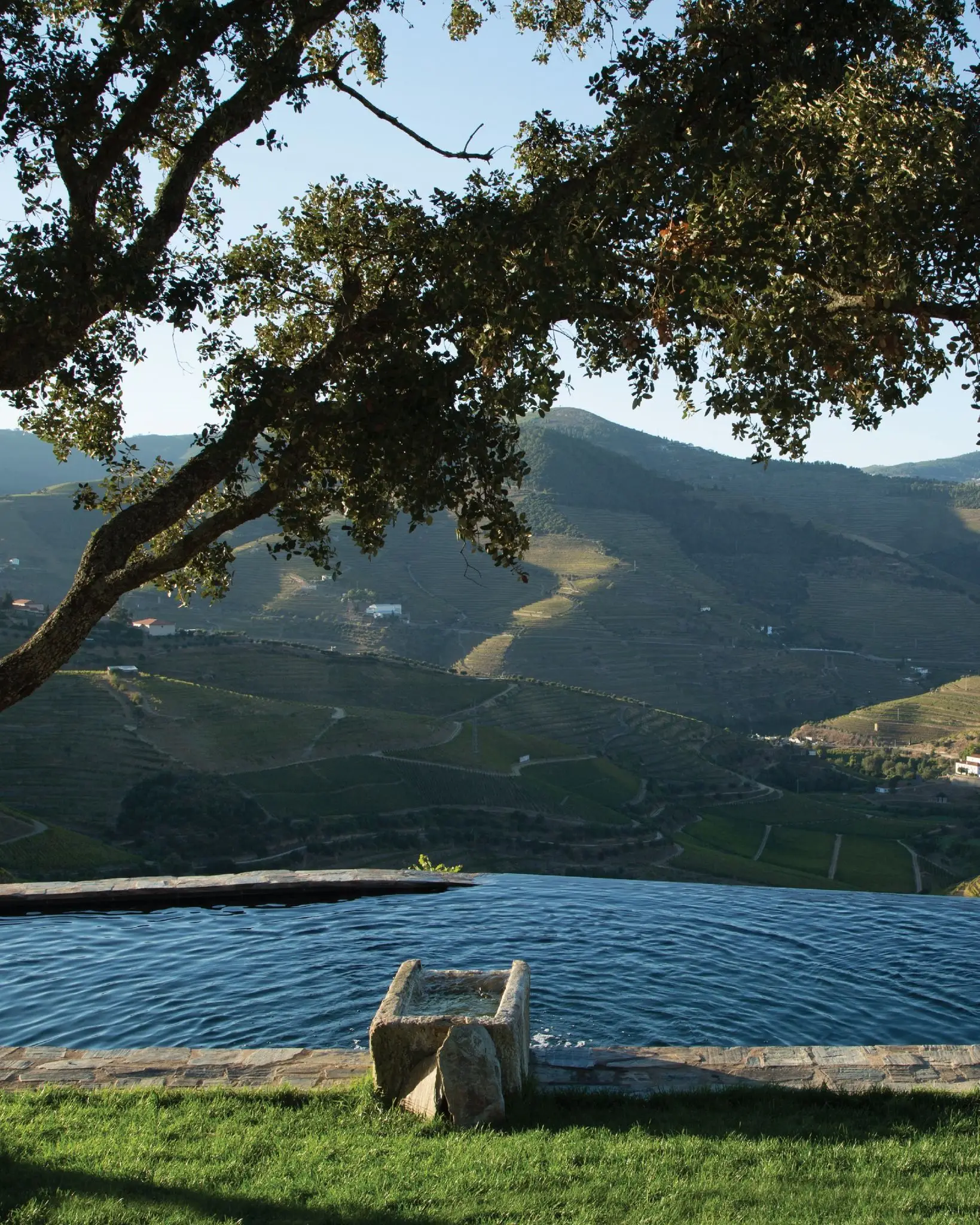 Quinta da Côrte - Tabuaço. Tel. 964536200. A partir de €170