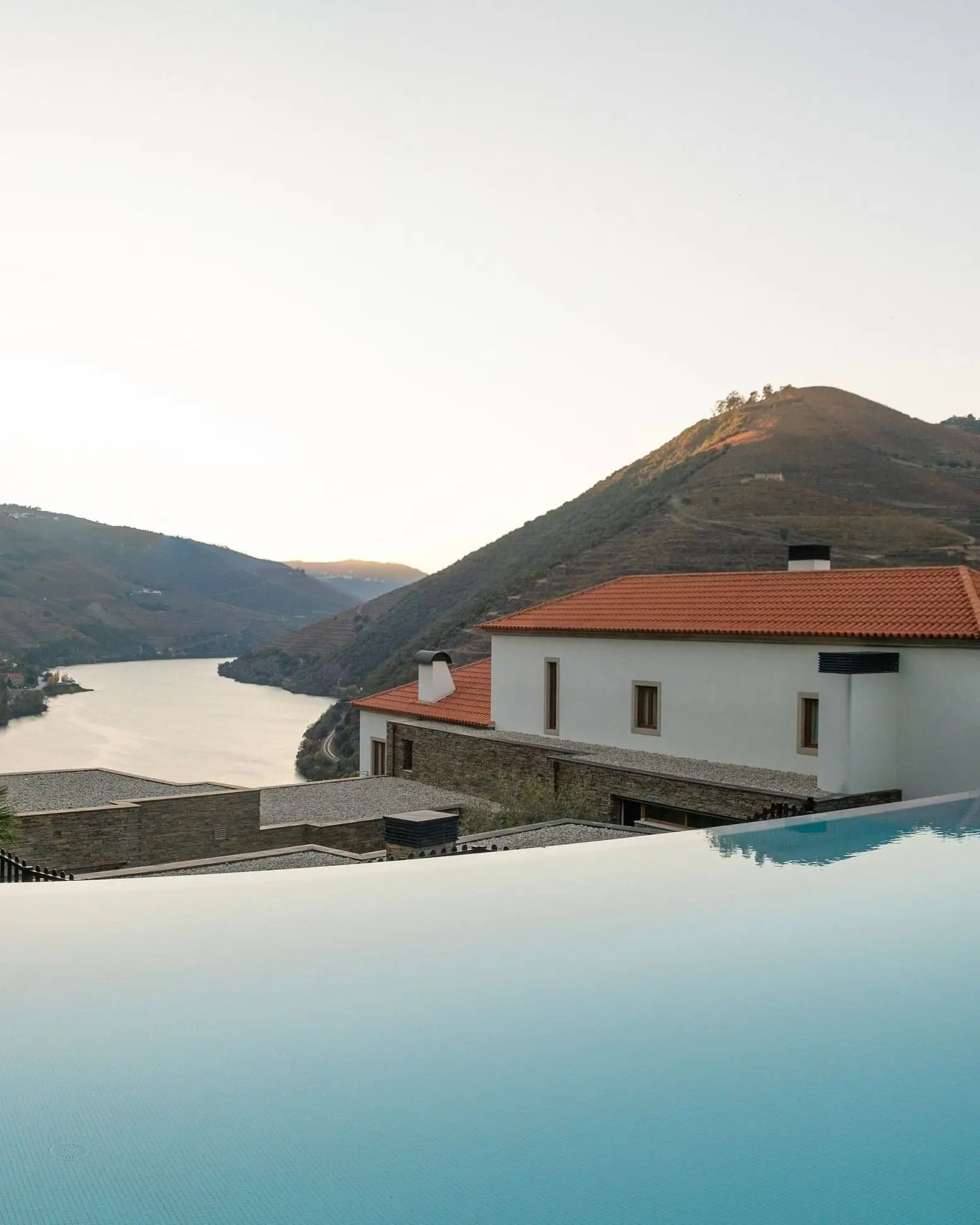 Quinta do Pégo Hotel Rural - Tabuaço. Tel. 925016655 A partir de €175